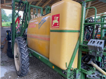 Anhängespritze Amazone UG 3000: das Bild 2