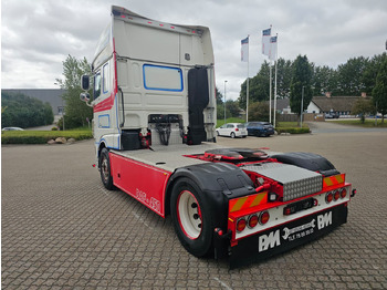 Sattelzugmaschine DAF XF450: das Bild 3