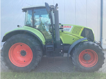 CLAAS Axion 840 Traktor