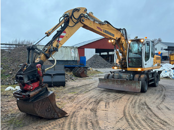 LIEBHERR A 900 Bagger