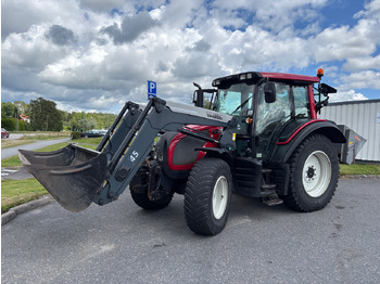 VALTRA N92 Traktor
