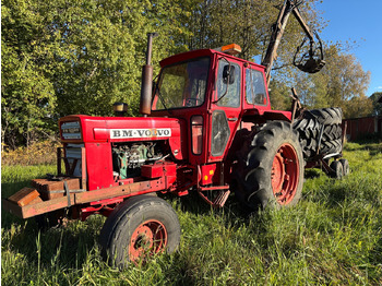 VOLVO Traktor
