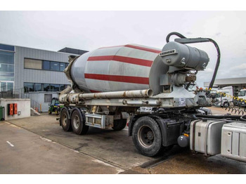LIEBHERR Betonmischer Auflieger