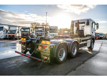 Abrollkipper MAN TGS 33.470 BL - 64 456 KM: das Bild 4