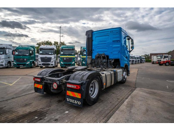 Sattelzugmaschine Volvo FH 420 +KIPHYDR - 266 555 KM: das Bild 4