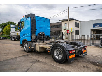 Sattelzugmaschine Volvo FH 420 +KIPHYDR - 266 555 KM: das Bild 5