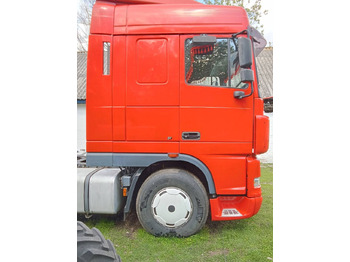 Sattelzugmaschine DAF XF 95.430 Tractor unit: das Bild 5