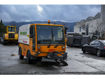 BUCHER Kehrmaschine