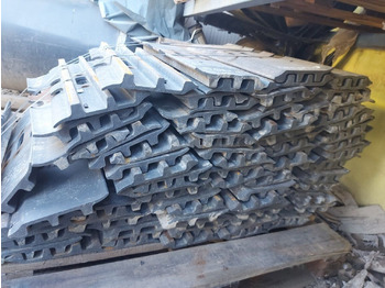 Leasing für  Grouser pads 600 mm   Daewoo-Doosan DX225 NLC, Daewoo-Doosan Solar 220, Daewoo-Doosan Solar 225, Hitachi ZX180 LC, Hitachi ZX240, Hyundai HX180 HIGH WALKER, Komatsu PC150 LC, Komatsu PC160, Komatsu PC Grouser pads 600 mm   Daewoo-Doosan DX225 NLC, Daewoo-Doosan Solar 220, Daewoo-Doosan Solar 225, Hitachi ZX180 LC, Hitachi ZX240, Hyundai HX180 HIGH WALKER, Komatsu PC150 LC, Komatsu PC160, Komatsu PC: das Bild 1