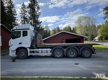 Abrollkipper Mercedes Benz Arocs 3251 Tridem Hooklift, flatbed and concrete rotator: das Bild 3