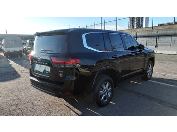 SUV/ Geländewagen, Zustand - NEU Toyota Land Cruiser 300 V6 VX 7 SEATERS / PLACES 3.5L Petrol Automatic VXVHO: das Bild 4