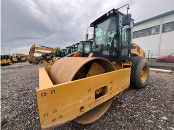 CATERPILLAR CS64B Walzenzug