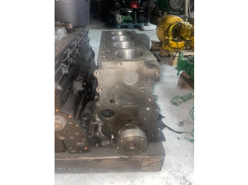 NEW HOLLAND Motor und Teile