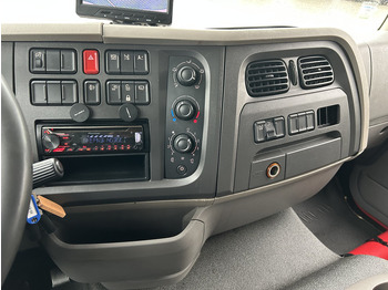 Koffer LKW DAF LF 210 FA / 12 Ton / 450 dkm / Tacho V2 / Box / Laadklep / APK TUV 09-26: das Bild 5