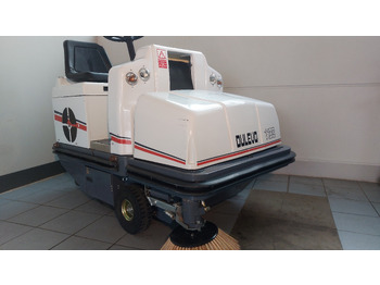 Kehrsaugmaschine