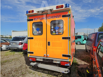 Krankenwagen Mercedes-Benz Sprinter: das Bild 3