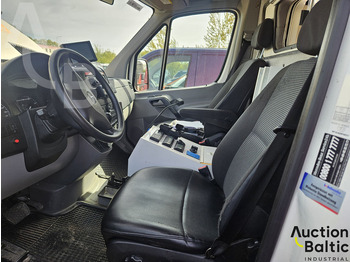 Krankenwagen Mercedes-Benz Sprinter: das Bild 5