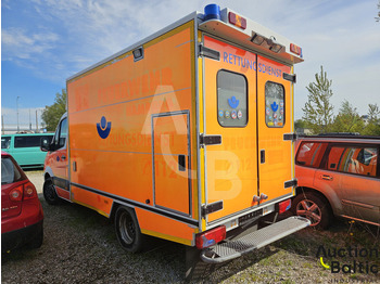 Krankenwagen Mercedes-Benz Sprinter: das Bild 4