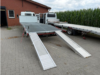 Pritsche Transporter Mitsubishi Fuso Canter  7C18 Arbeitsbühnentransporter: das Bild 3