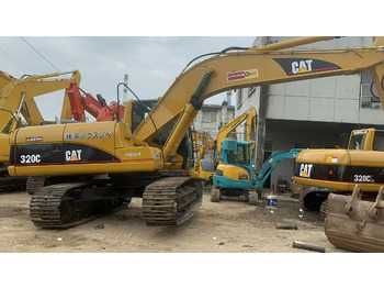 Kettenbagger CATERPILLAR 320CL: das Bild 3