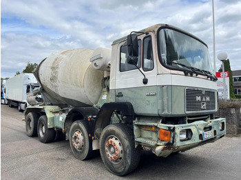 Fahrmischer MAN 35.302 8x4 FULL STEEL SPRING MANUAL ZF GEARBOX !!! 6 CILINDER !!!: das Bild 4