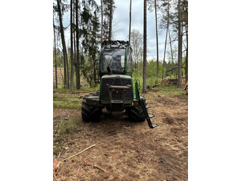 Forwarder John Deere 810 E: das Bild 3
