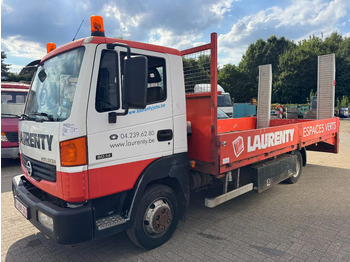NISSAN Autotransporter LKW