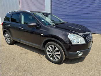NISSAN SUV/ Geländewagen