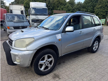 TOYOTA SUV/ Geländewagen