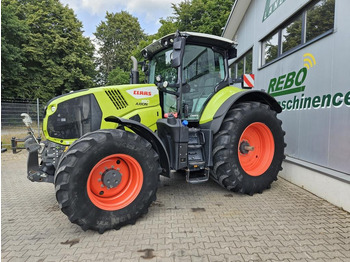 CLAAS Axion 810 Traktor