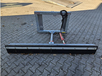 FLIEGL Frontlader für Traktor