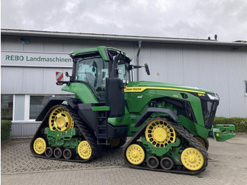 JOHN DEERE Traktor