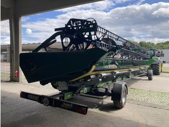 JOHN DEERE Mähdrescher