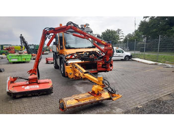 Kommunal-/ Sonderfahrzeug Mercedes-Benz UNIMOG U 527: das Bild 4