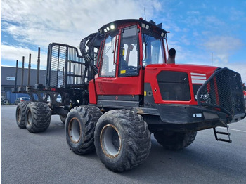 KOMATSU Forwarder