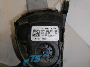 Kraftstoffaufbereitung/ Kraftstoffförderung für LKW MAN Gaasipedaal reostaadiga 81259706103: das Bild 4