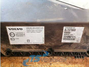 Zylinderkopf für LKW Volvo Valve cover 21627156: das Bild 5