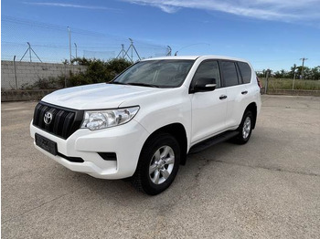 TOYOTA Land Cruiser SUV/ Geländewagen