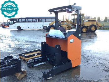 DOOSAN Schubmaststapler