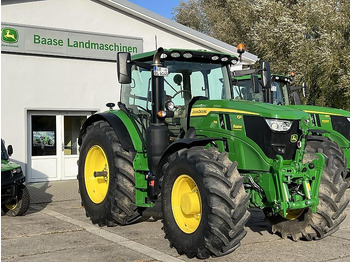 JOHN DEERE 6R 155 Traktor