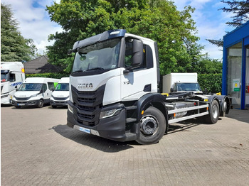 IVECO Abrollkipper