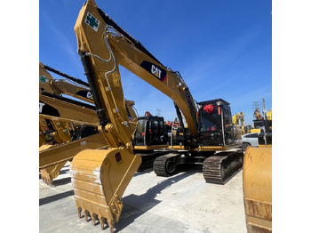 CATERPILLAR 320D2 Kettenbagger