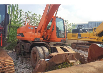 Mobilbagger Doosan DH 210 W-7: das Bild 2
