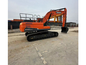 Kettenbagger Doosan DX300: das Bild 3
