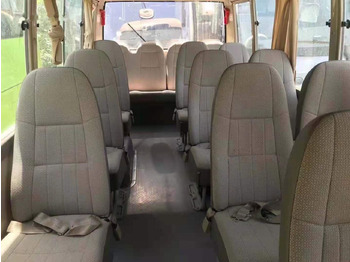 Überlandbus Toyota Coaster: das Bild 2