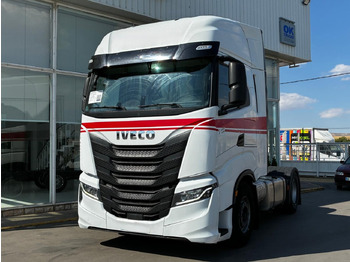IVECO Sattelzugmaschine