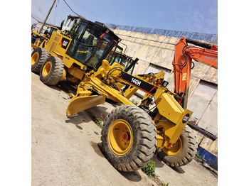 CATERPILLAR 140H Grader