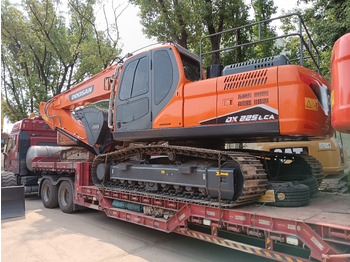 DOOSAN DX225LC-9C Kettenbagger