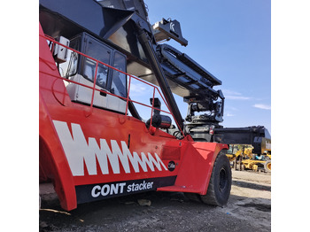 FANTUZZI Reach stacker