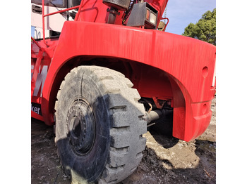 Reach stacker FANTUZZI CS45KMHD 45 TON: das Bild 2